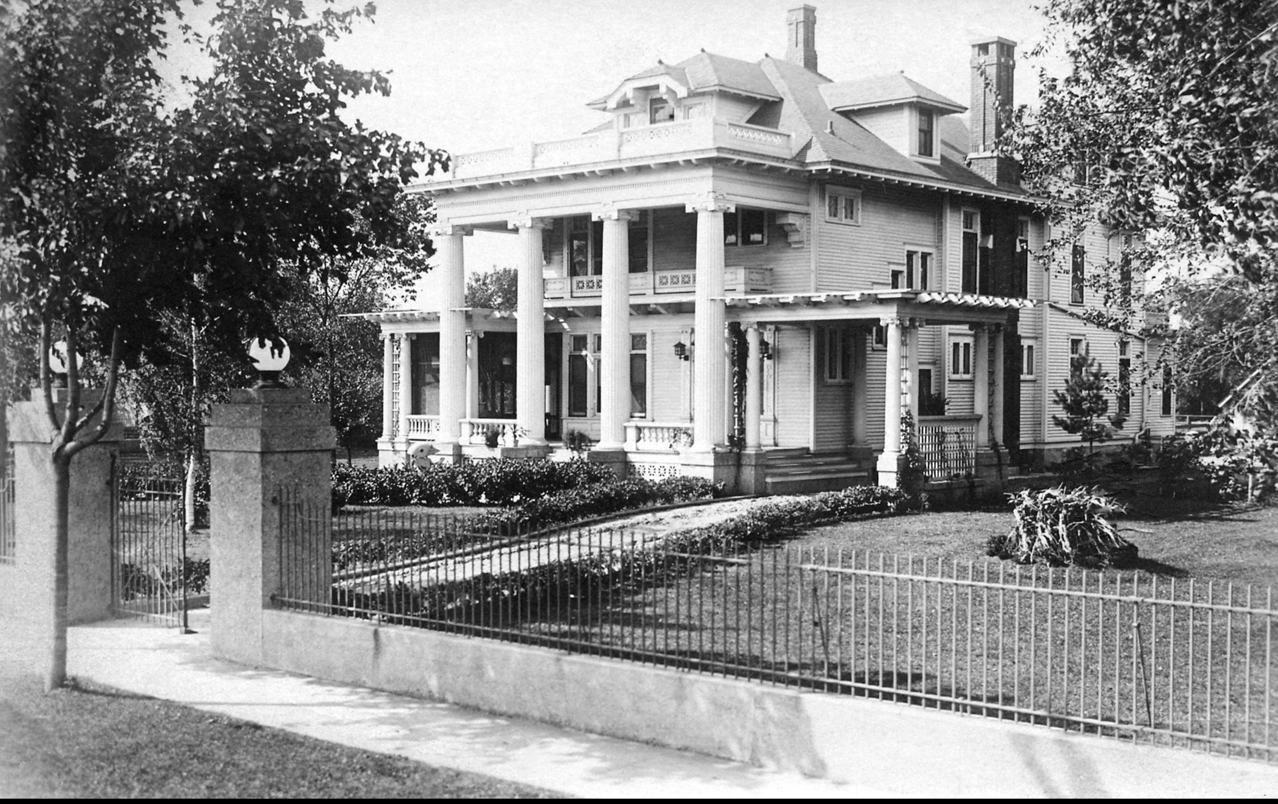 Adam-Higgins Mansion